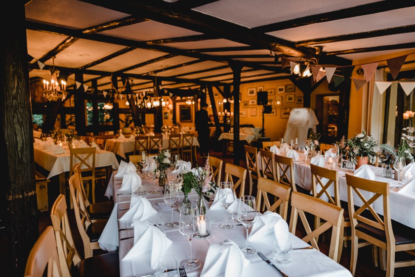 Heiraten in der Hubertushütte in Wiesbaden