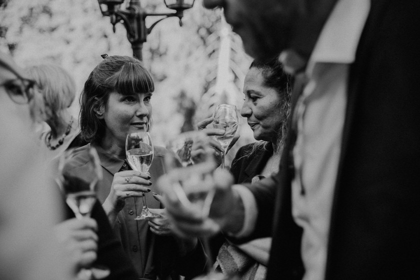 Hochzeitsgäste in der Hubertushütte in Wiesbaden